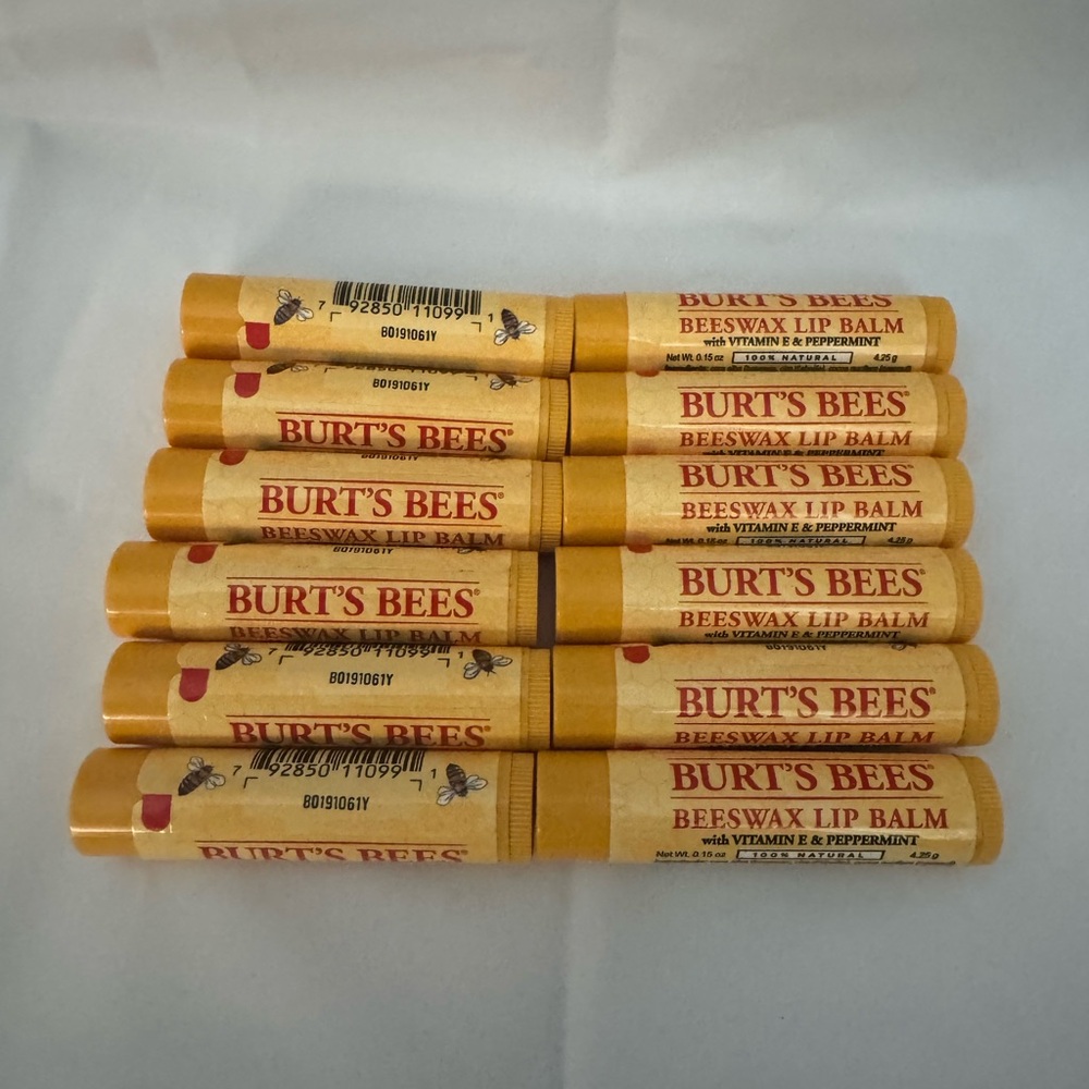 12 Burt's Bees Beeswax Lip Balm Vitamin E Peppermint lot natural chapstick - Picture 4 of 7